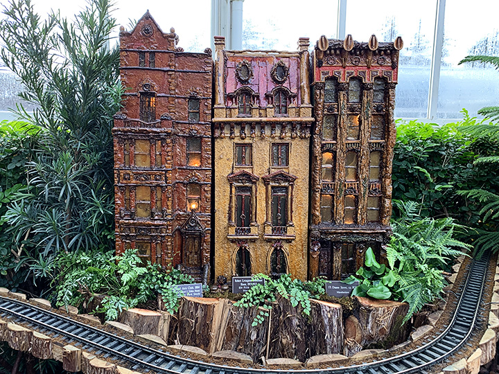 NYBG train show